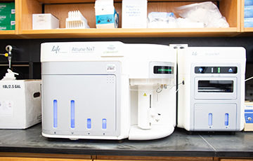 Flow Cytometry and Single-Cell Core Facility