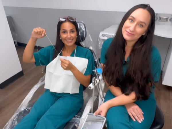 Dental tips in English and Spanish