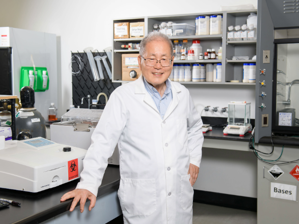 Moon Nahm in his lab at SunFire Biotechnologies.