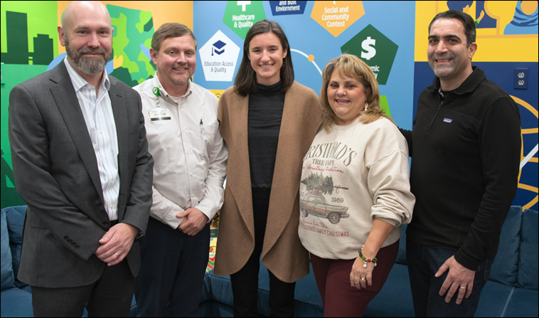 2025 Q4 DOM STAR Award for Staff Excellence!