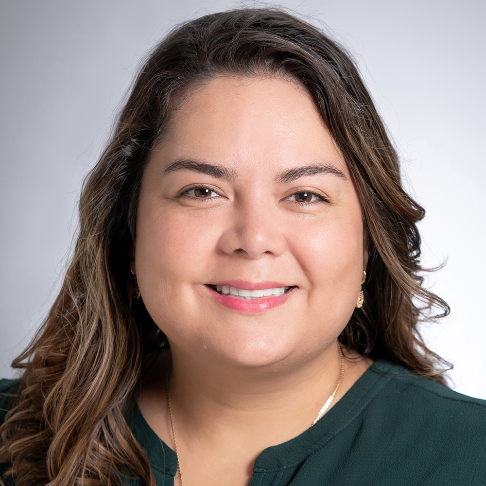 Stefania Carmona, MD