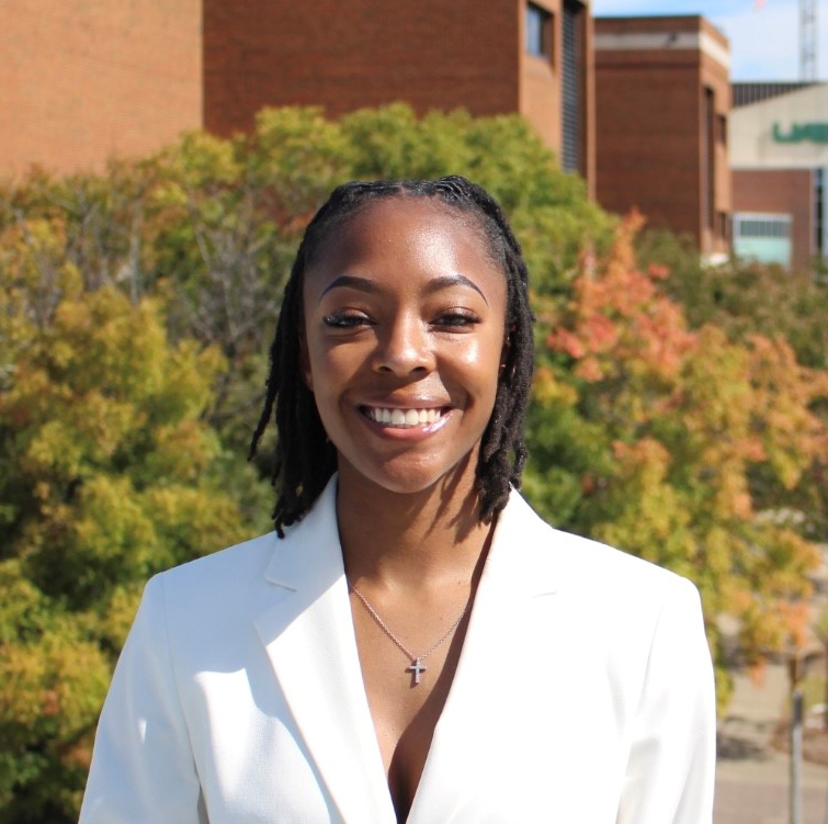 Headshot of Kalantra Ellis