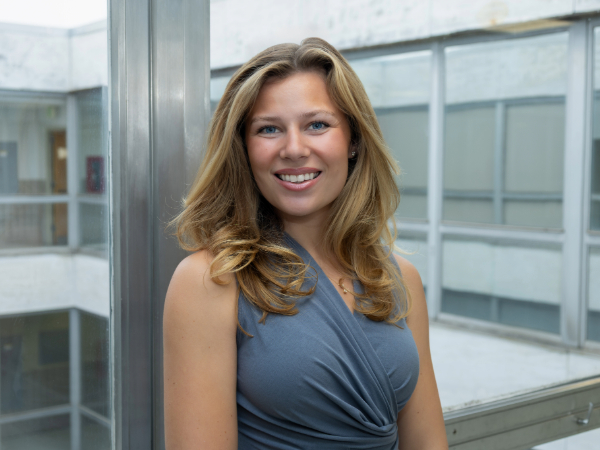 Headshot of Lauren Picken