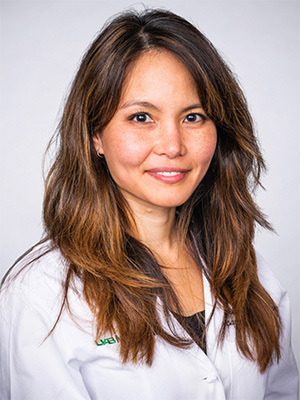 Dr. Elizabeth Liptrap