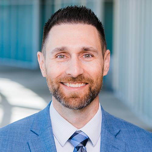 Environmental headshot of Dr. Andrew Smith, MD (Professor, Radiology), February 2022.