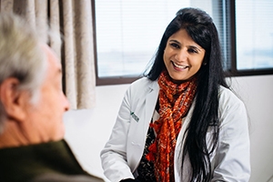 Dean&#039;s Excellence Award winner profile: Vineeta Kumar, M.D.