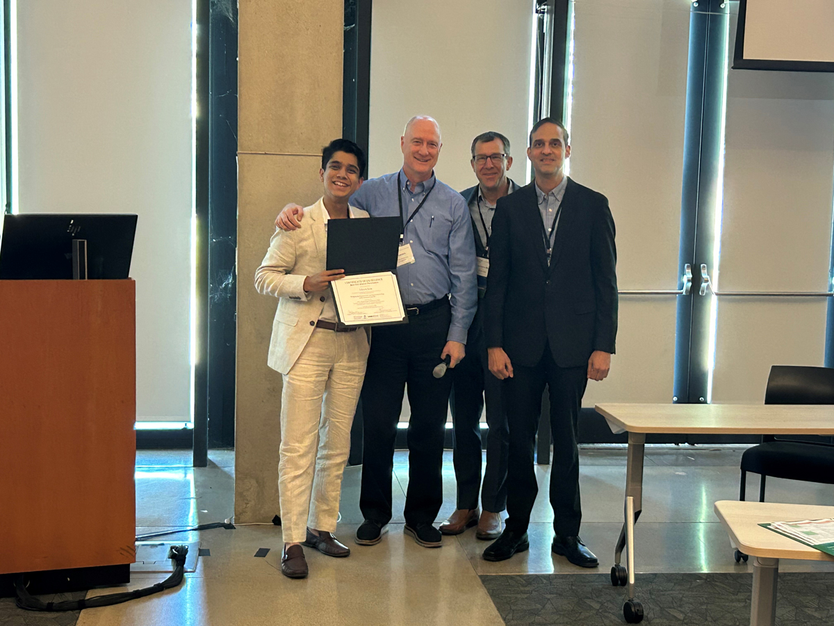 Oral poster winner, Ishaan Jain.