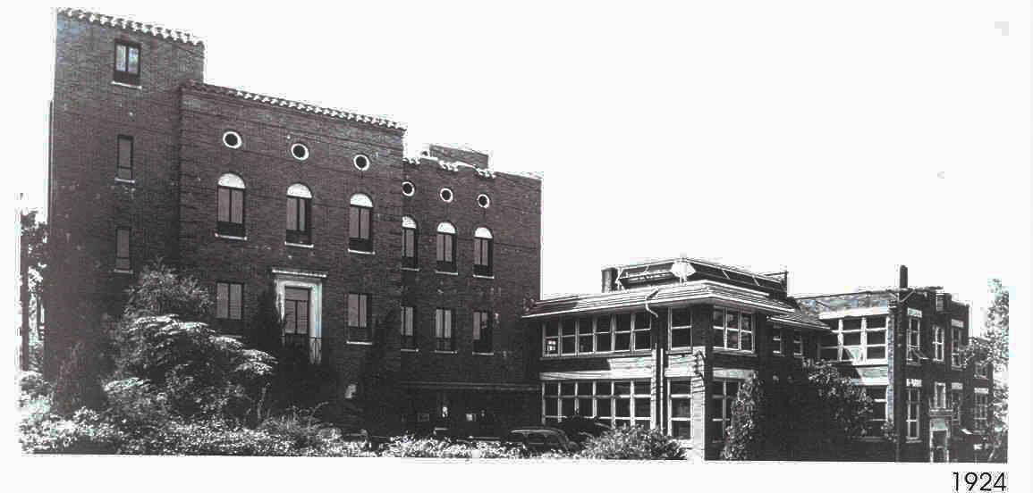 1923-Children's Hospital Builds New Facility