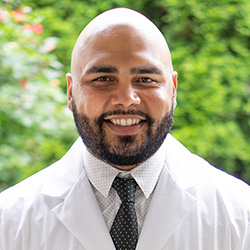 Santos Agosto, Nelson, D.O.