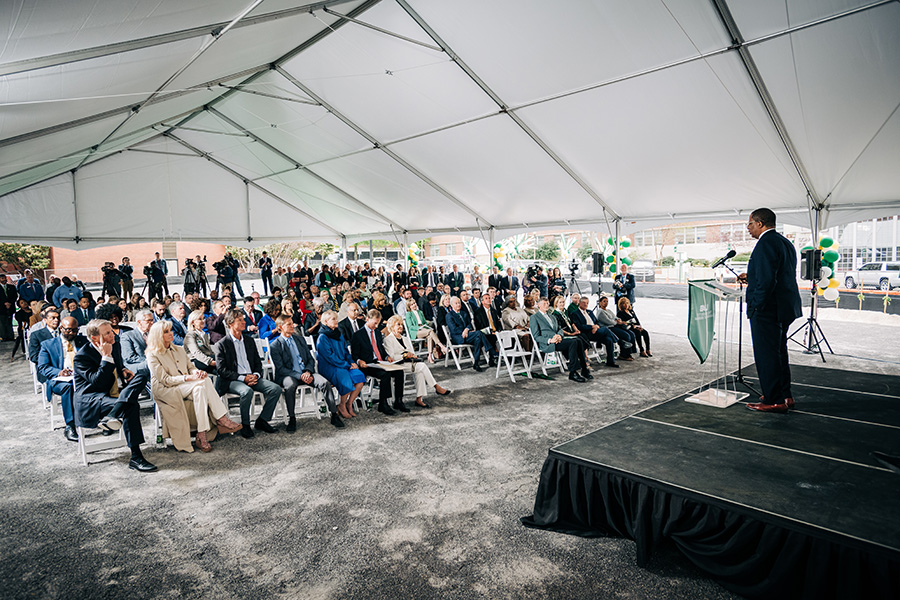 Altec Styslinger Genomic Medicine and Data Sciences Building groundbreaking, photo by Andrea Mabry