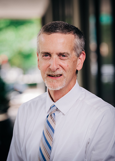 Environmentl headshot of Dr. Burt Nabors, MD (Professor, Neurology), September 2021.