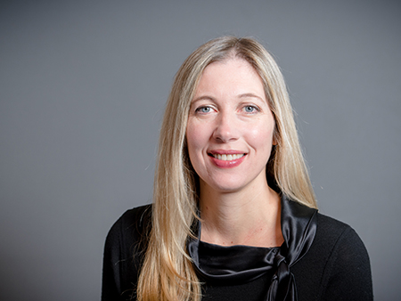 Headshot of Dr. Sara Gould, MD (Associate Professor, Orthopaedic Surgery), 2020.