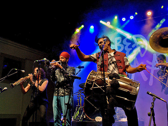 Red Baraat Stream TK