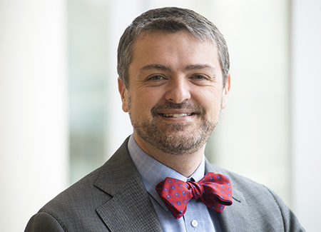 Environmental head shot of Dr. Eric Wallace, MD (Associate Professor, Nephrology), 2019.