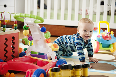 baby boy with toys joomla interior