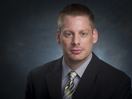 Head shot of Dr. Thomas Buford, PhD (Associate Professor, Gerontology/Geriatrics/Palliative Care), 2017.