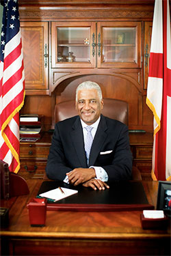 mayor bell w