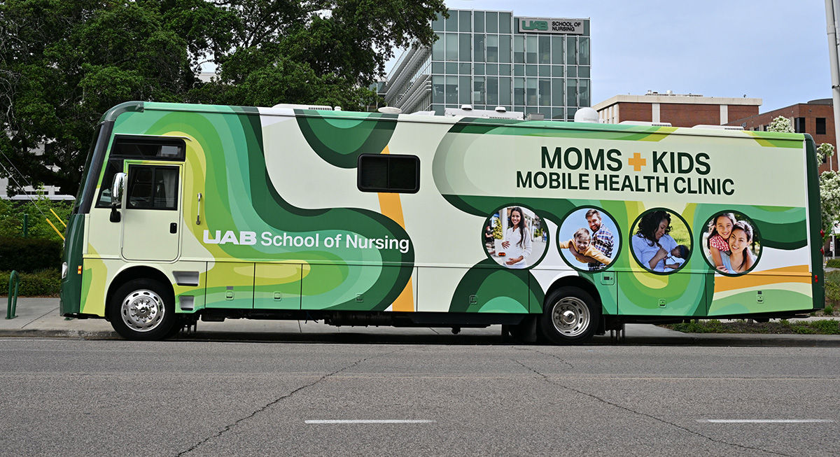 Exterior image of UAB Moms and Kids Mobile Health Clinic