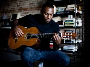 Jazz guitarist, producer Eric Essix joins UAB Music faculty