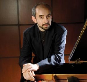 UAB’s Yakov Kasman to perform in U.S., South Korea, France