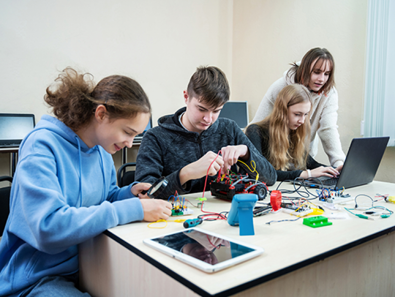 UAB Engineering set to host drone and rover summer camps