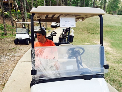 Blindness doesn’t keep this Birmingham golfer off the links