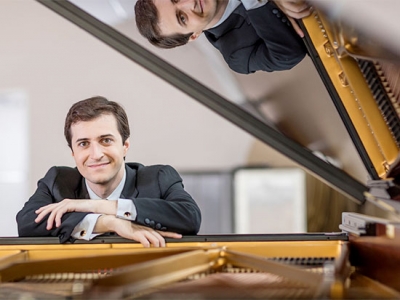 UAB Piano Series presents Kenneth Broberg on April 8