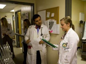 Medical student group opens clinic for underserved