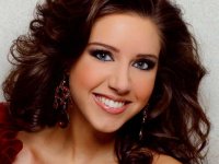 Elisabeth Chramer of Trussville crowned Miss UAB 2012