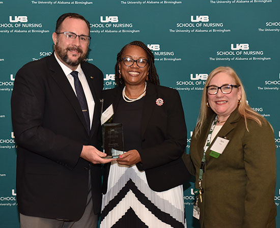 Photo of Kelley Vivian