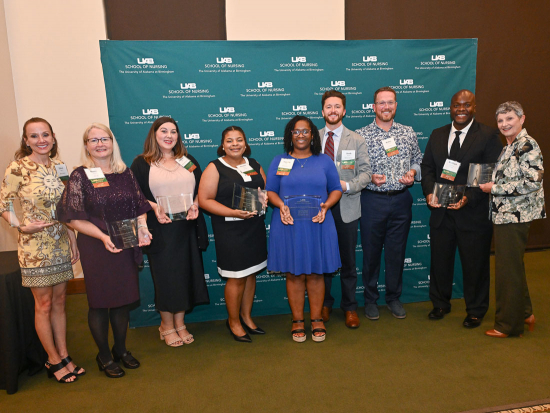 School honors outstanding alumni at annual dinner