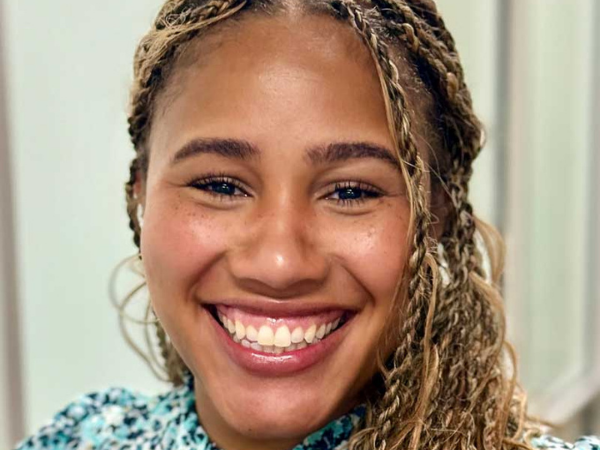 Headshot of Dr. Leah Grant.