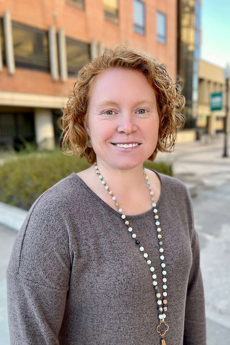 Lindsey Jenkins Headshot