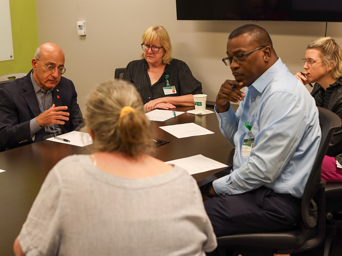 retreat small group w sp 1200x900px