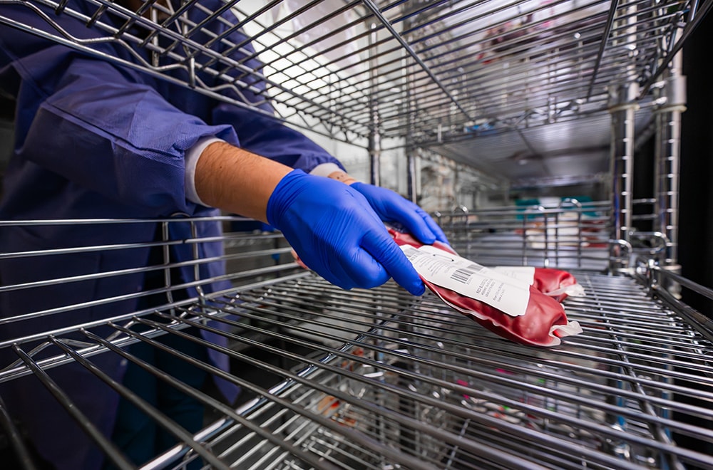 rep blood bank closeup unit 1000x660px