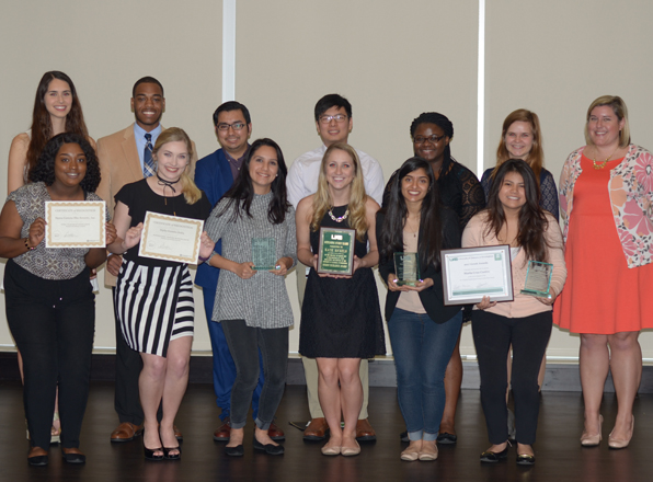 Group of 2017 award winners.