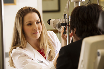 Photo of Lindsay Rhodes with patient