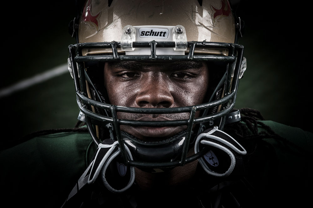 Closeup photo of Shaq Jones in football uniform